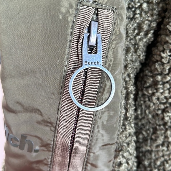 🆕 BENCH FLEECE GREEN BOMBER JACKET SIZE XS - Picture 6 of 10